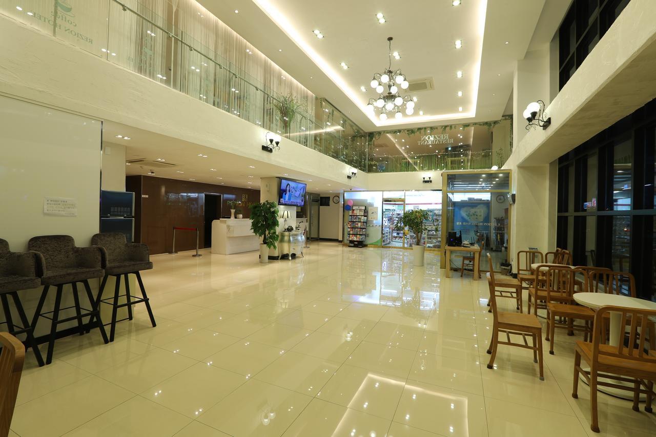 Rezion Hotel Seogwipo Ngoại thất bức ảnh